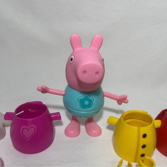 9 Pc Peppa Pig Talking Dress Up Doll and accessories - Picture 4 of 9